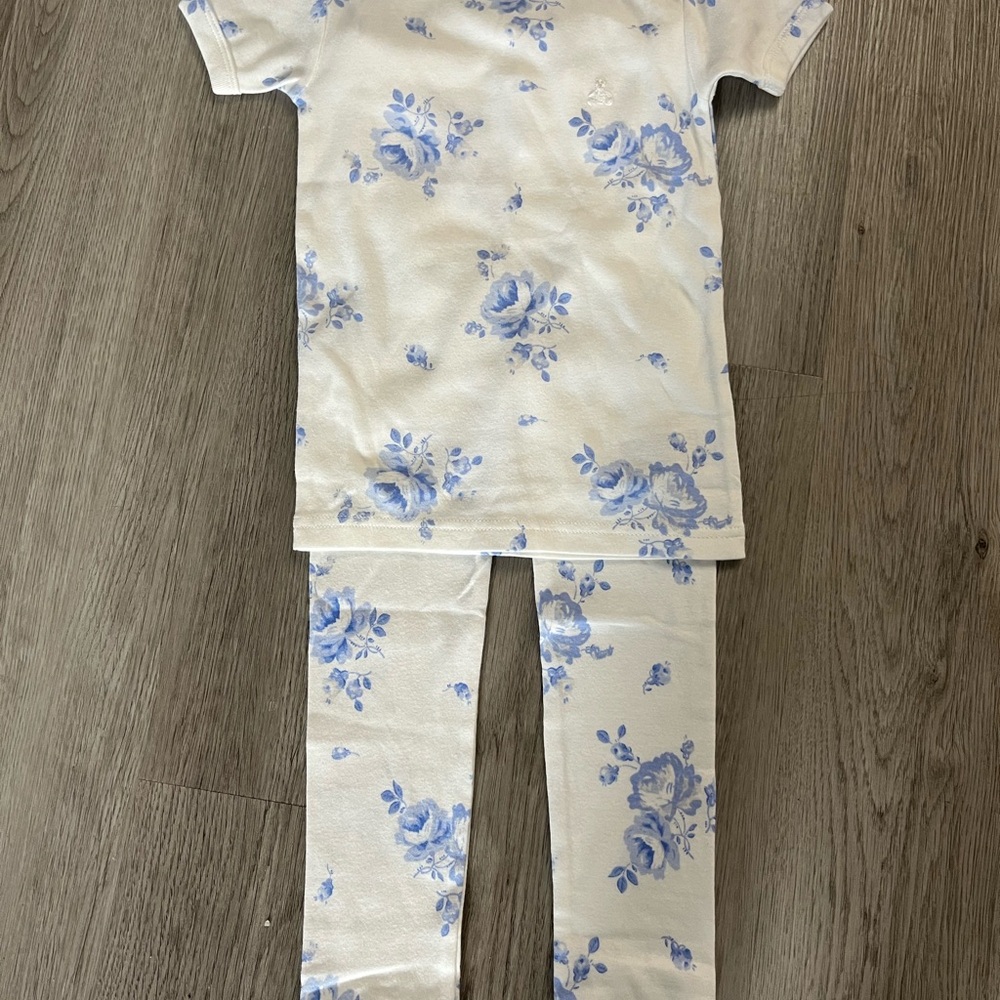 🔥0102–NWT GAP Blue Floral Kids Pajama Set